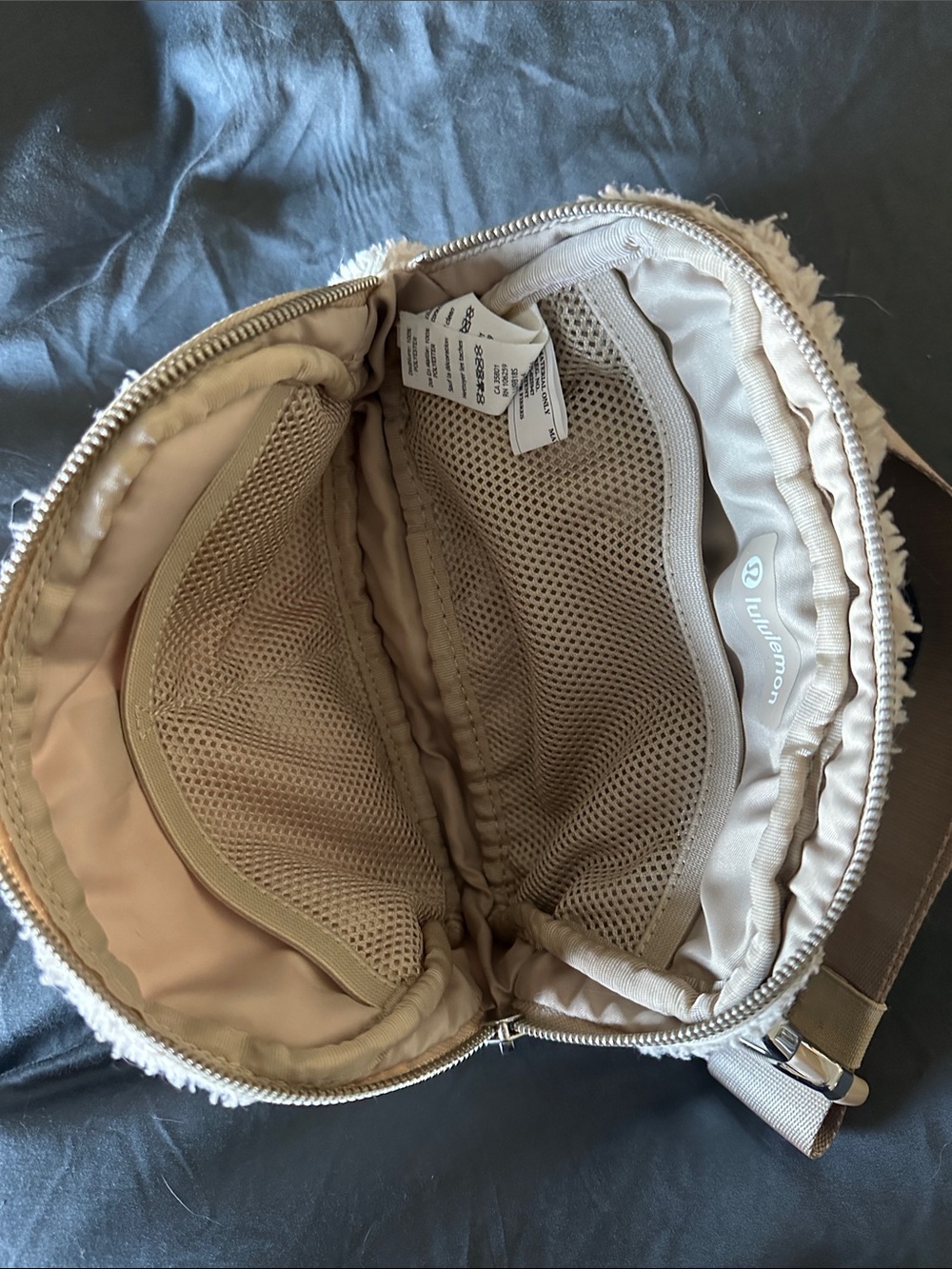 Lululemon Fanny pack - Picture 3 of 3